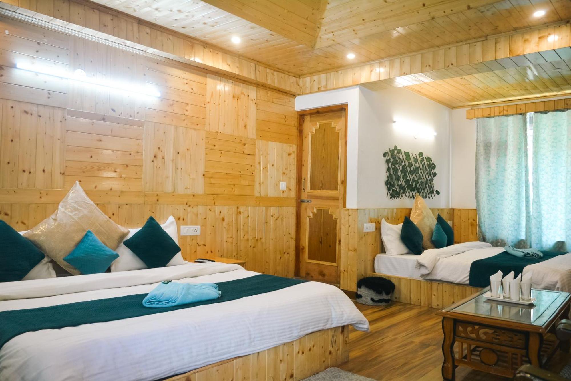 The Neelgiris Hotel Manali  Ngoại thất bức ảnh