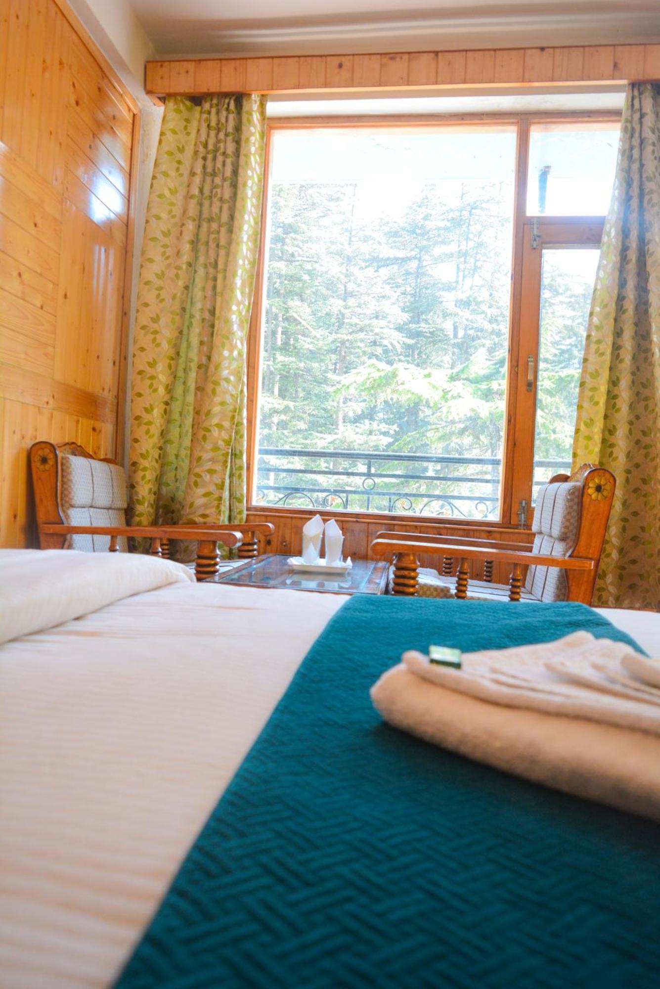 The Neelgiris Hotel Manali  Ngoại thất bức ảnh