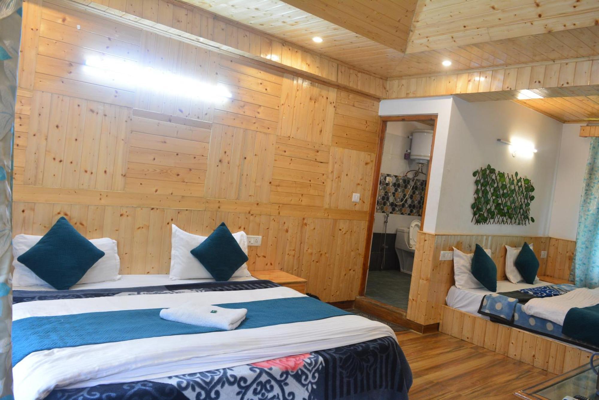 The Neelgiris Hotel Manali  Ngoại thất bức ảnh