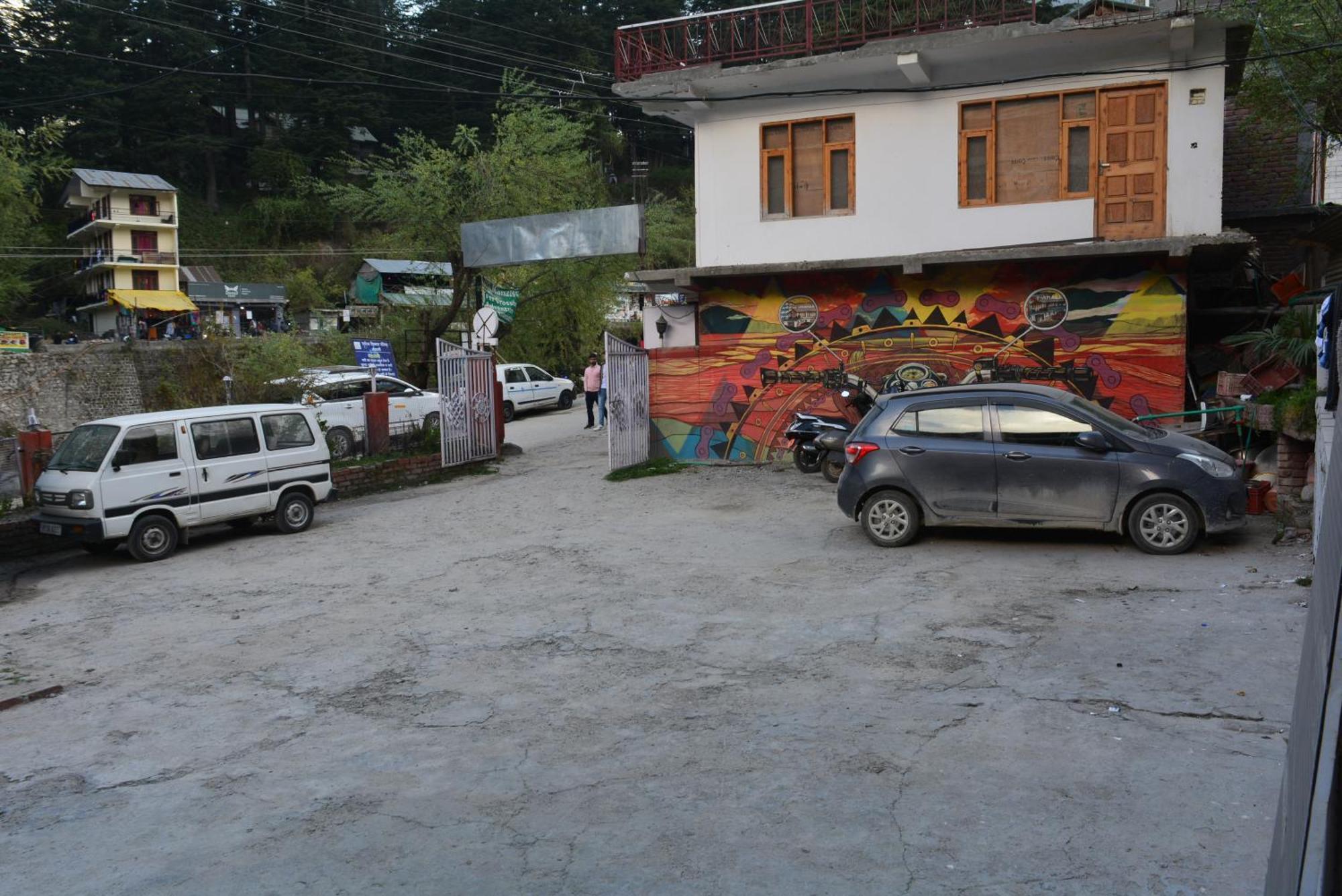The Neelgiris Hotel Manali  Ngoại thất bức ảnh