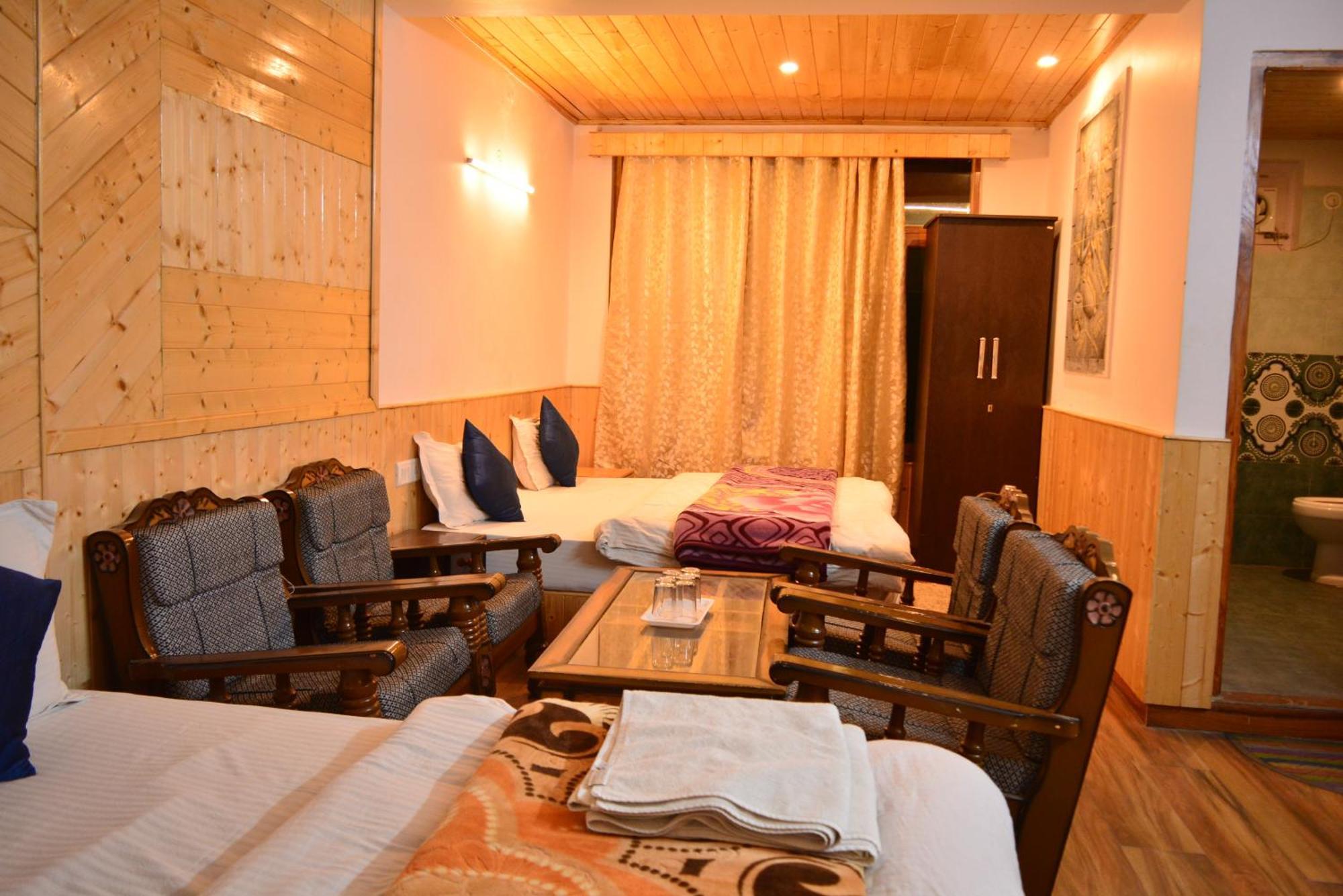 The Neelgiris Hotel Manali  Ngoại thất bức ảnh