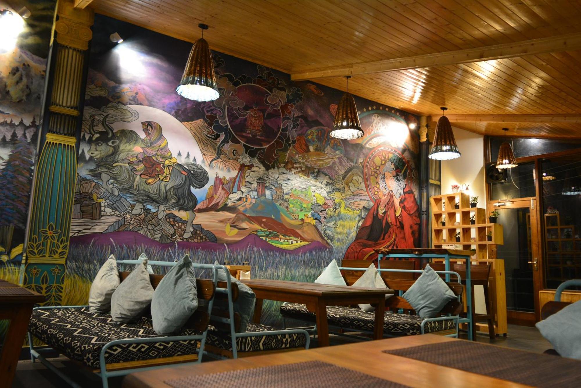 The Neelgiris Hotel Manali  Ngoại thất bức ảnh
